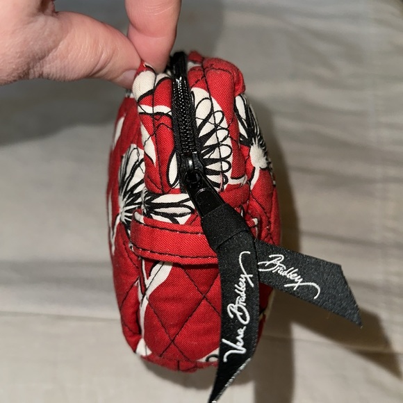 Vera Bradley Three To Get Ready Cosmetic Bag in Deco Daisy Print Red - Picture 2 of 8